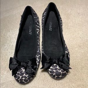 - Aerosoles Woman’s Shoes.